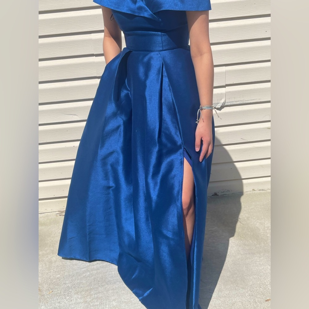 Blue prom dress